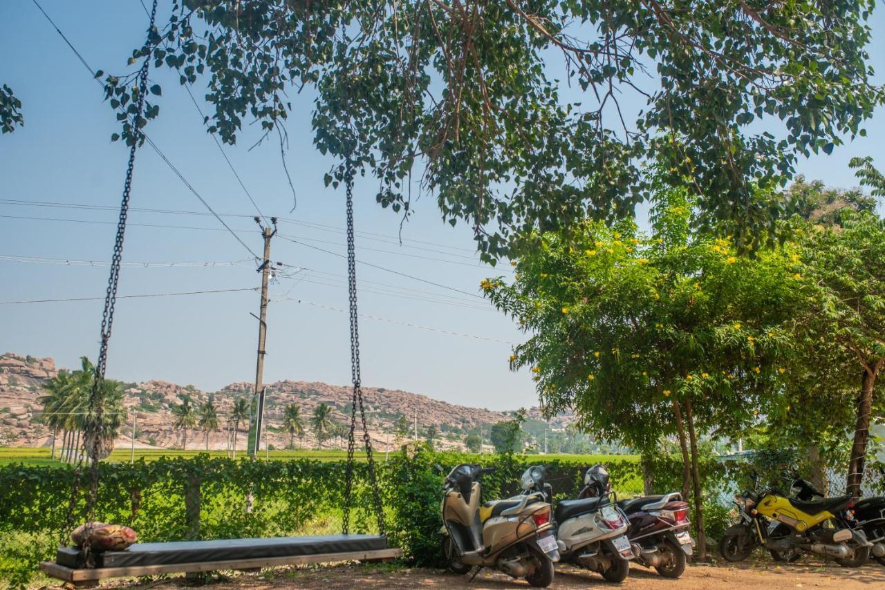 Hotel Jungle Tree Hampi Exterior foto